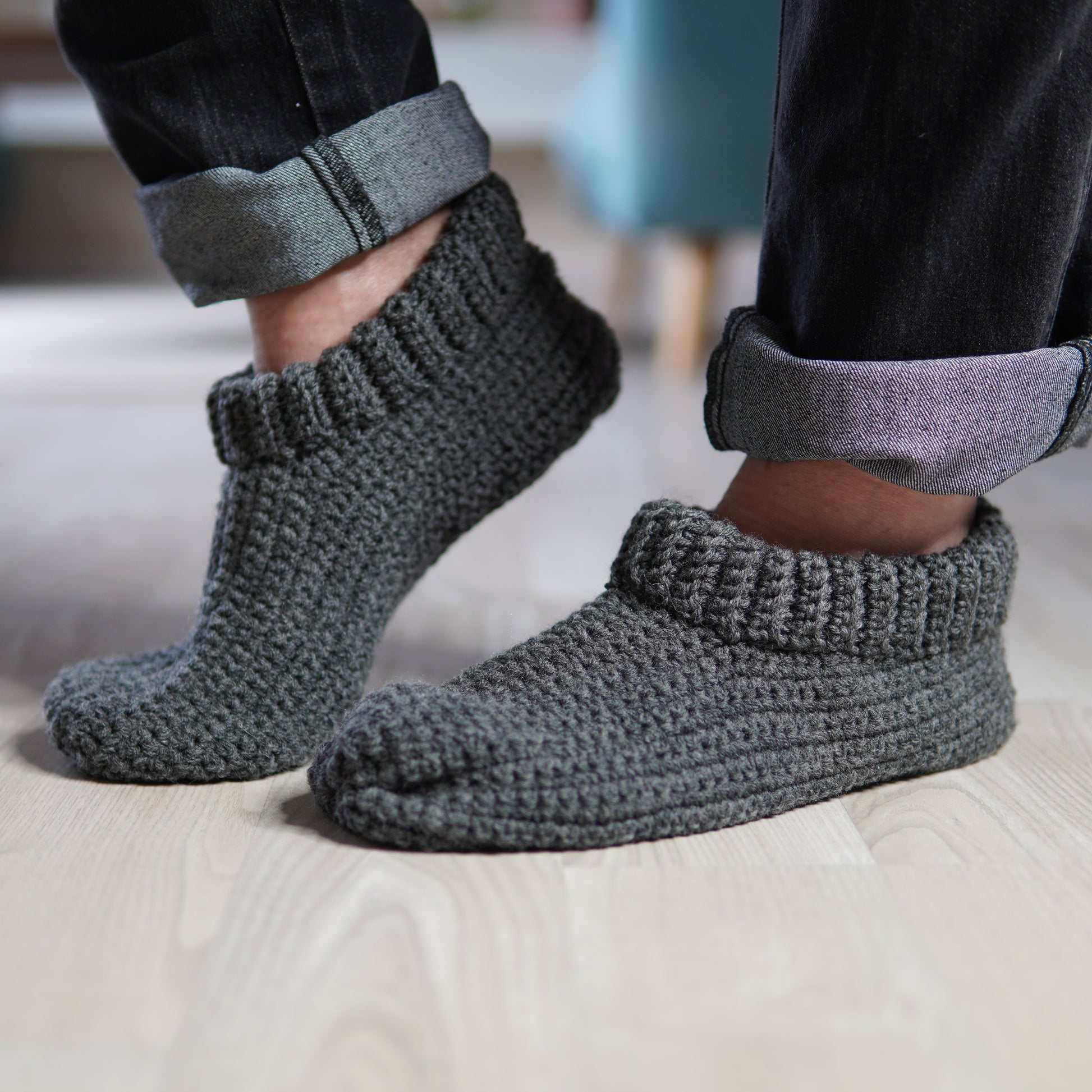 Crocheted Slippers for men made from just one piece. Easy crochet pattern in soft merino wool blend from Alize Yarns