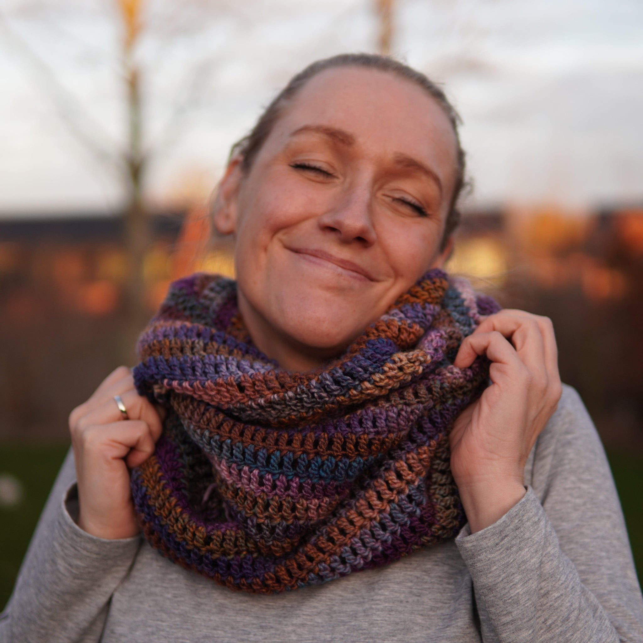 Pattern infinity scarf crochet